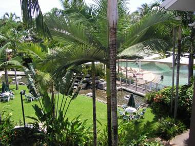 Coral Sands Beachfront Resort