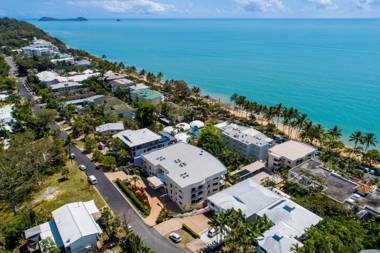 Meridien Apartments at Trinity Beach