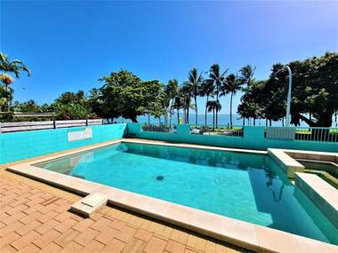 Townsville Seaside Apartments