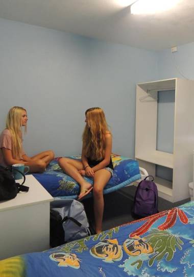 Reef Lodge Backpackers