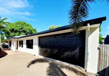 3 bedroom central home