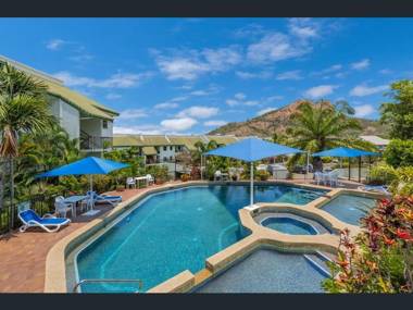 EXECUTIVE PROPERTIES IN NORTH WARD TOWNSVILLE and ON MAGNETIC ISLAND