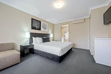 Ambassador On Ruthven