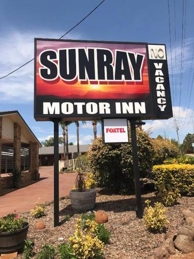 Sunray Motor Inn