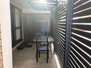 Jacaranda Place Motor Inn