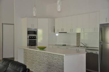 24 Esprit Drive - Beach home with open plan living and walking distance to beach