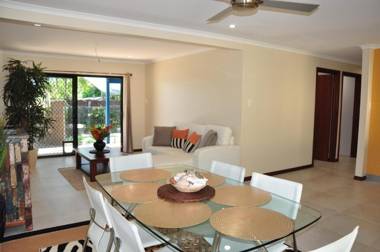 43 Double Island Drive - Two level holiday home with swimming pool. Located close to beach and CBD