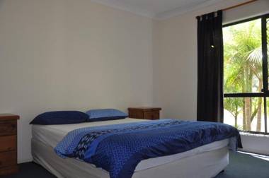 44 Cypress Avenue - Holiday home in a quiet location close to patrolled beach and CBD