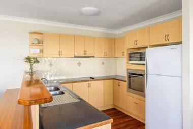 2/80 Cooloola Drive - Comfortable and cosy unit enjoying ocean views and views to Fraser Island