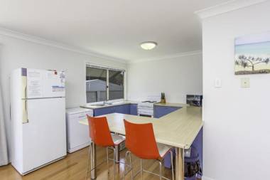 14 Zircon Street - Centrally located family home with covered deck close to patrolled beach & shops