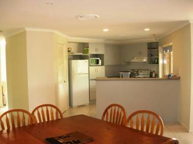 71 Tingira Close - Rainbow Beach - Situated in a lovely quiet neighbourhood and backing onto natural bushland pets welcome