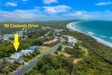90 Cooloola Drive - Rainbow Beach Luxury Beach House Ocean Views