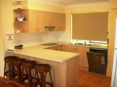 4 Boronia Place - Rainbow Beach Perfect convenient location Fenced yard