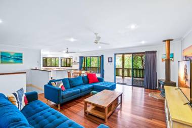 Barny's - Rainbow Beach - Fantastic beach house in the perfect spot Pets Welcome Wi-Fi