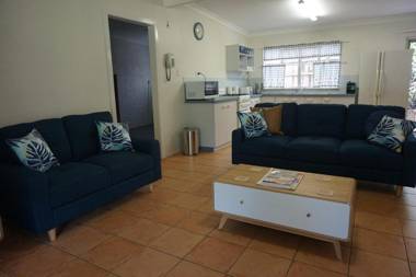 11 Bomburra Court - Rainbow Beach Comfortable Beach House Plenty of boat parking