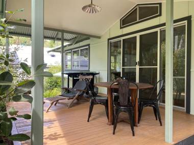 Celledon - Rainbow Shores - Privacy in Peaceful Surroundings Walk to the beach