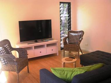 16 Ibis Court - Rainbow Shores Beautiful Private and Peaceful Wi-fi