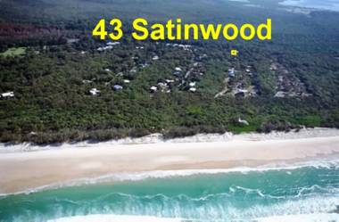 43 Satinwood Drive - Rainbow Shores - Stroll to the shoreline from this fantastic beach house Pet Friendly and Air Conditioned