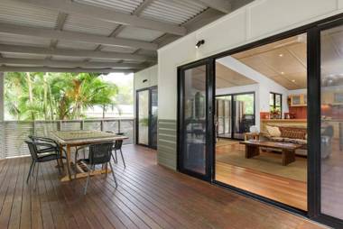 12 Naiad Court- Pool sleeps 8 close to beach