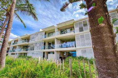 Unit 105 Plantation - Rainbow Beach Plantation Resort Second Floor Aircon Pool Spa