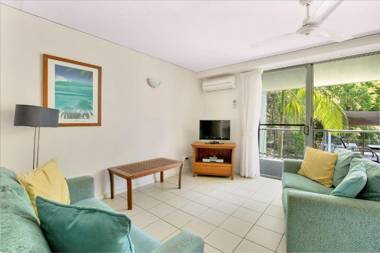Baden 61 - Rainbow Shores Air conditioned Unit Walk To Beach Pool Tennis court