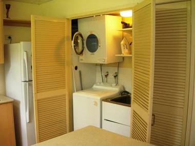 Baden 29 - Rainbow Shores Air conditioned Ground Floor Walk to Beach Pool