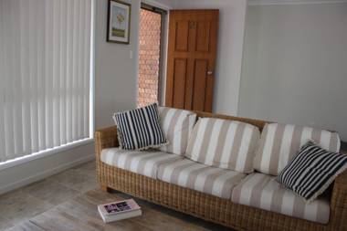 2-51 Carlo Road - Rainbow Beach - Pets welcome Air conditioning Walk to the shops