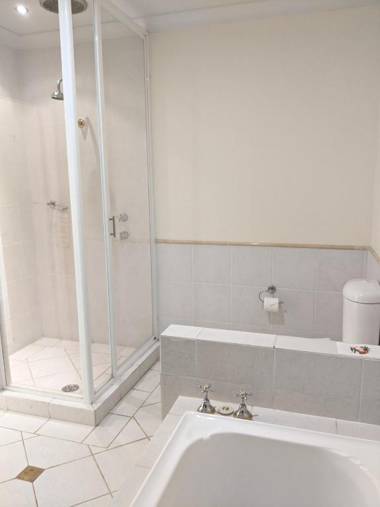 The Quarters Forresters Beach