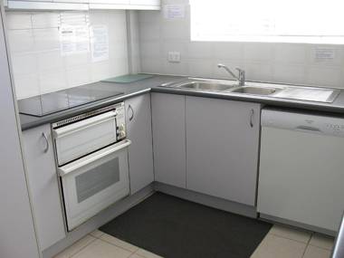 Toowoon Beach View 3br Villa 4 just steps to beach with views