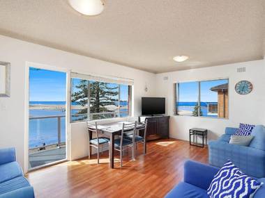 Jewel Court - Unit 18