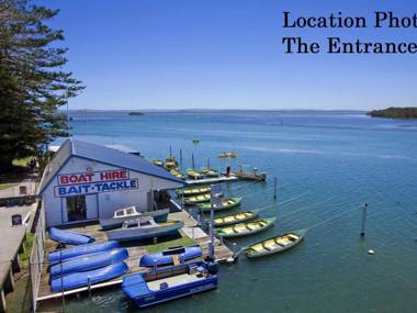 Lakeshore Apartments - Unit 6