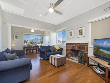 The Entrance North Lakeside Cottage