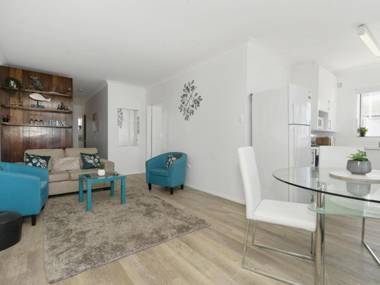 Waterfront Unit Unit 2