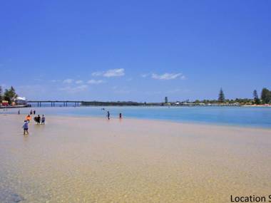 Sea Spray Apartments Unit 1