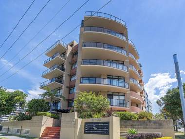 Crystal Waters Unit 11