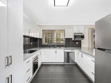 Mariners Apartment 21