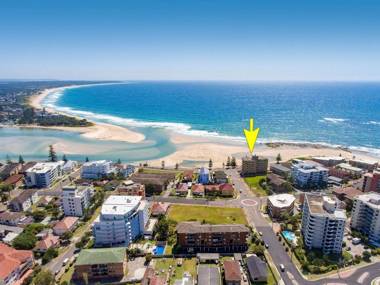 Tasman Towers - Unit 13