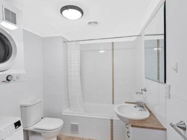 Nesuto Apartment 532