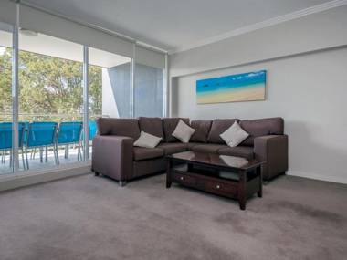 Oasis Unit 3/5 Laman Street