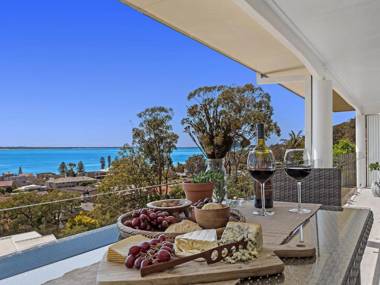 Myan Close 17 Phuza Maningi