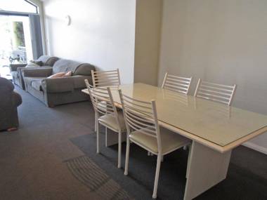 27b Christmas Bush Avenue - duplex in Nelson Bay walking distance to Dutchies Beach