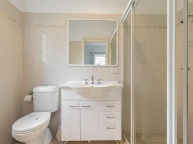 Mon Reve 4A Tallean Road - three bedroom property with air conditioning