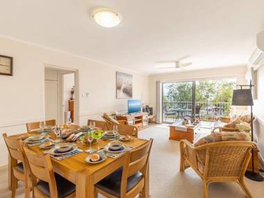 10 'Teramby Court' 104 Magnus Street - in Nelson Bay CBD with water views and WIFI