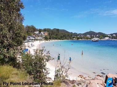 4 'Skyline' 12 Thurlow Avenue - air conditioned & WIFI