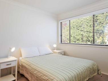 1/8 Christmas Bush Avenue - three bedroom duplex close to Dutchies Beach