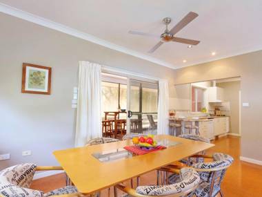 Pets Welcome - Magic Moments