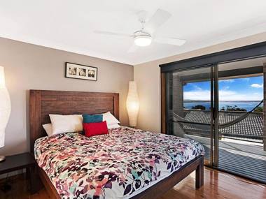 Away @ Nelson Bay 29 Wollomi Ave - Incredible Water Views Pet Friendly WIFI & Aircon