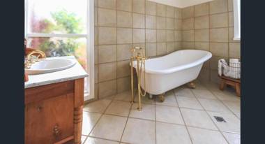 Ambrosia Holiday Home