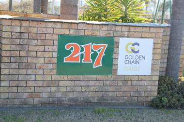 Town and Country Motor Inn