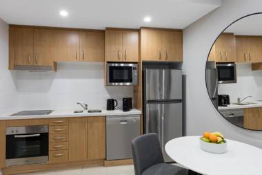 Meriton Suites Waterloo